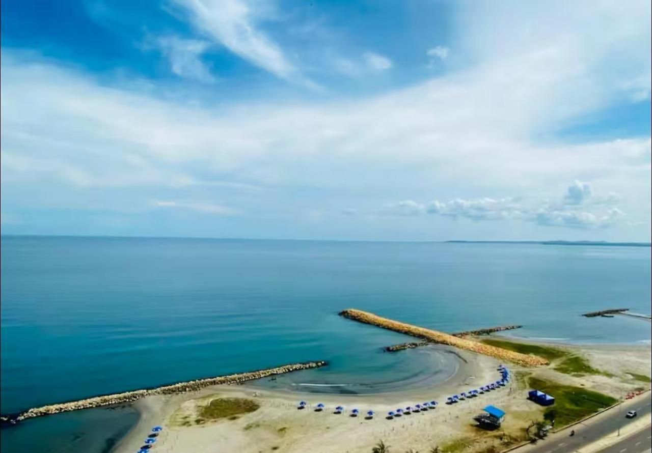 Apartment Luxurious And Modern Oceanfront With Views Of The Historic 2b And 2br