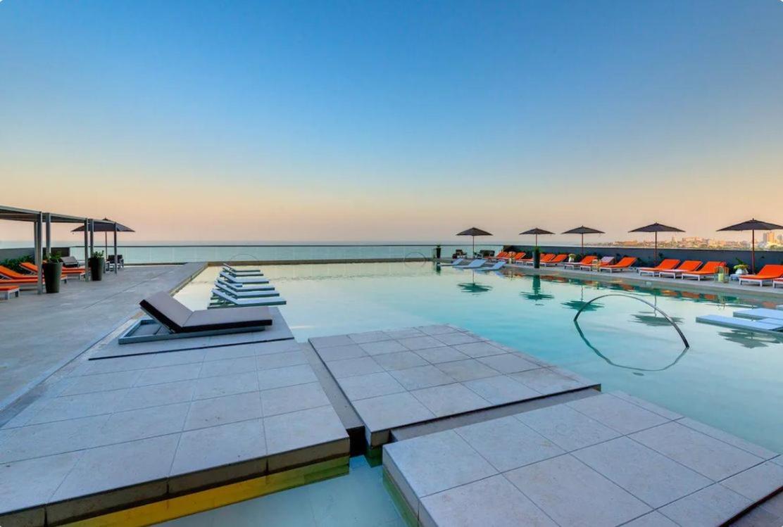 Apartamento Luxurious And Modern Oceanfront With Views Of The Historic 2b And 2br Cartagena