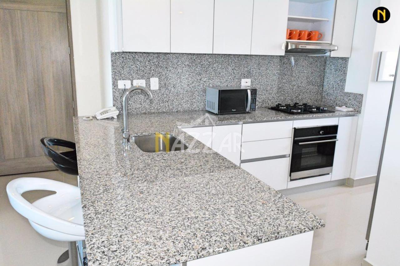 Luxurious And Modern Oceanfront With Views Of The Historic 2b And 2br Cartagena